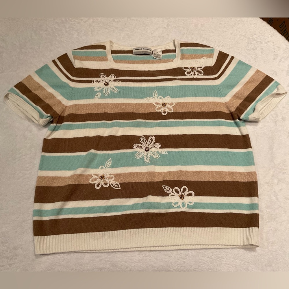 Women’s Alfred Dunner Petite XL Striped Top With Flowers and Shoulder Pads